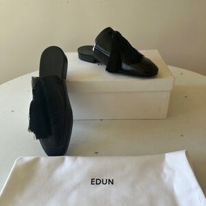 EDUN leather loafer slides with tassel detail sz 37 Black